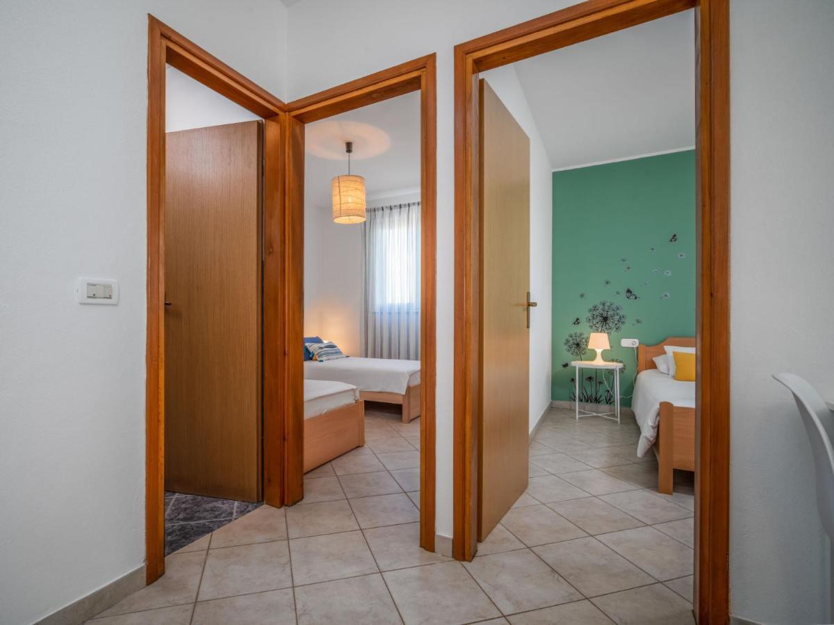 Apartment Fiore-1 By Interhome Gedići 外观 照片